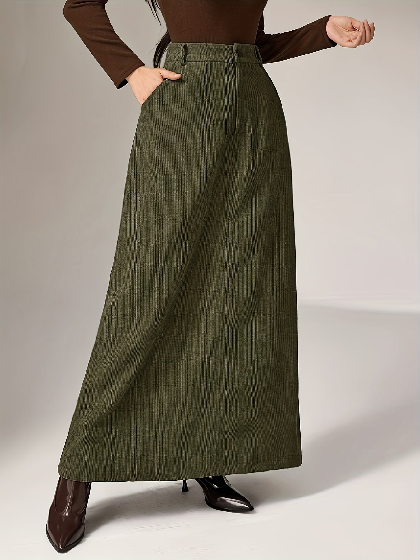 Jupe longue côtelée femme vert olive taille haute décontractée avec poches