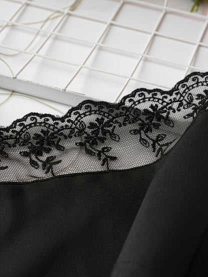 Damski top na cienkich ramiączkach z guzikami i koronką – Stylowy i elegancki na każdą okazję