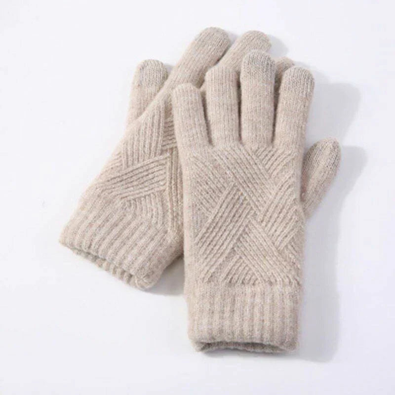 Soft Knitted Chevron-Pattern Touchscreen Gloves in a Solid Color