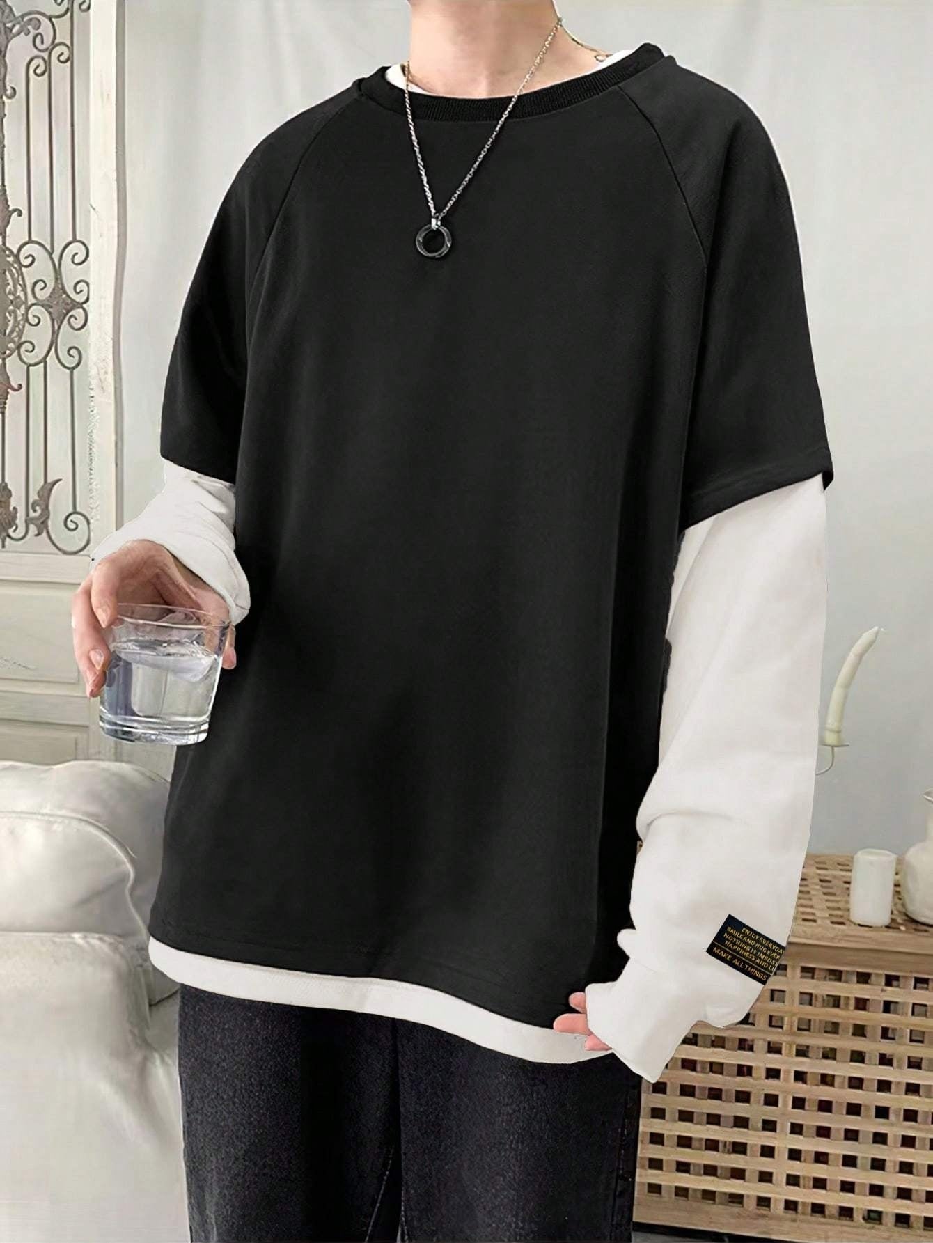 T-shirt Homme Manches Longues Bicolore Noir et Blanc Coupe Ample Col Rond