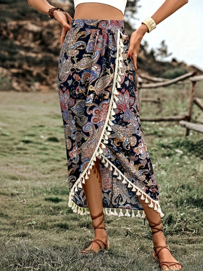 Falda cruzada bohemia para mujer estilo midi con estampado paisley y detalle de pompones para verano y vacaciones
