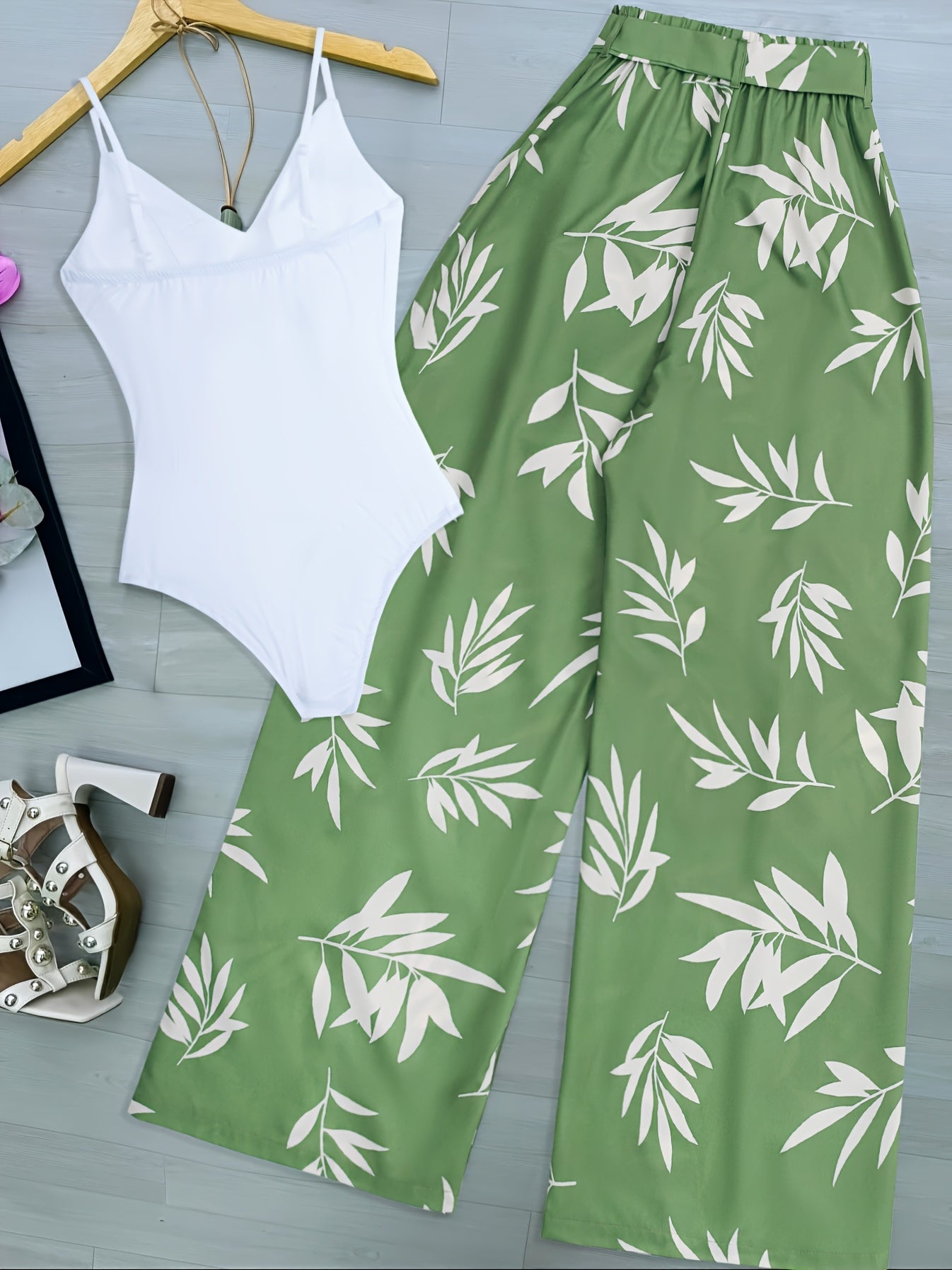 Elegante Damenweite Hose mit Blattmuster für Frühling und Sommer  