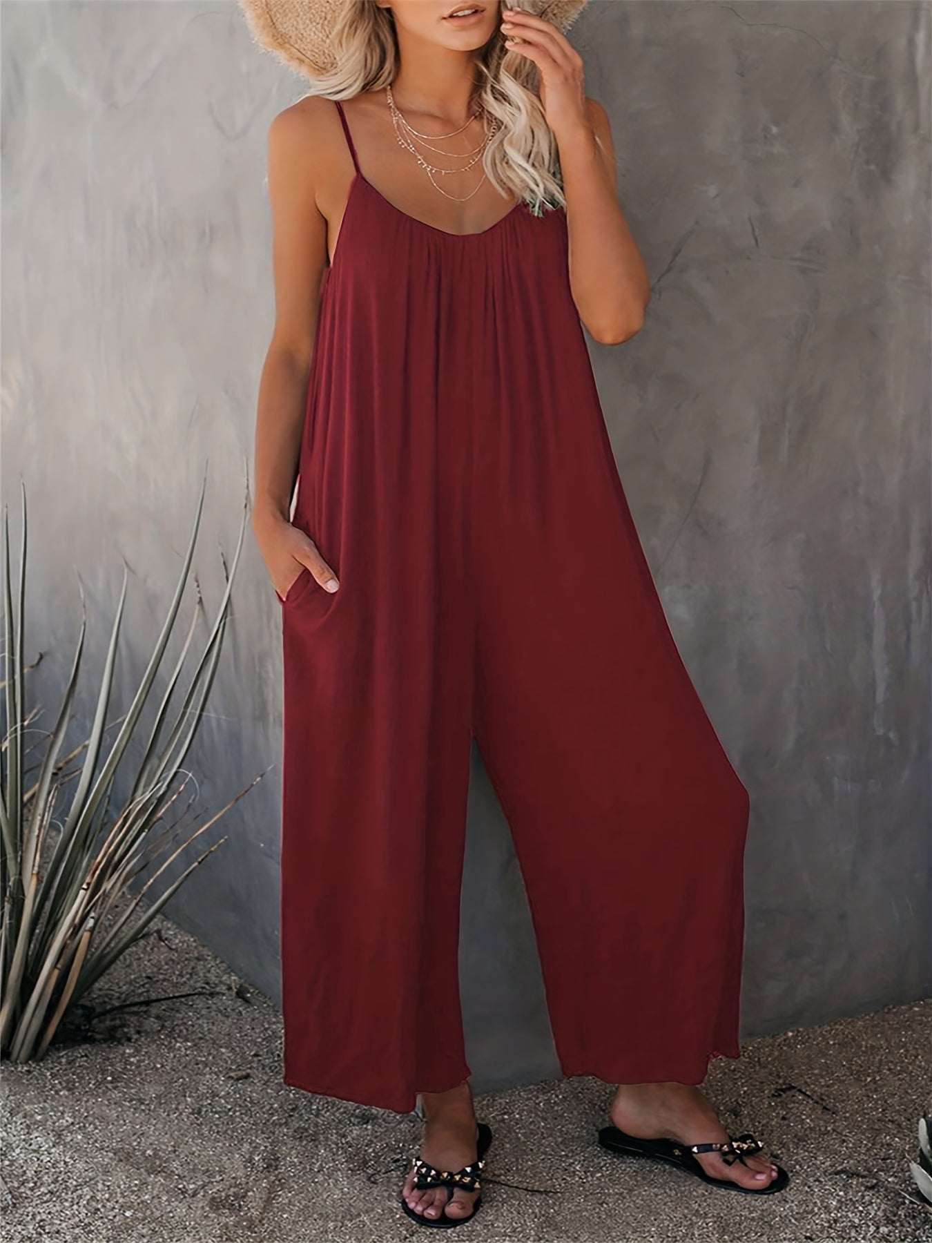 Mono holgado casual para mujer estilo verano con tirantes finos y bolsillos – Look chic y cómodo para vacaciones o ciudad