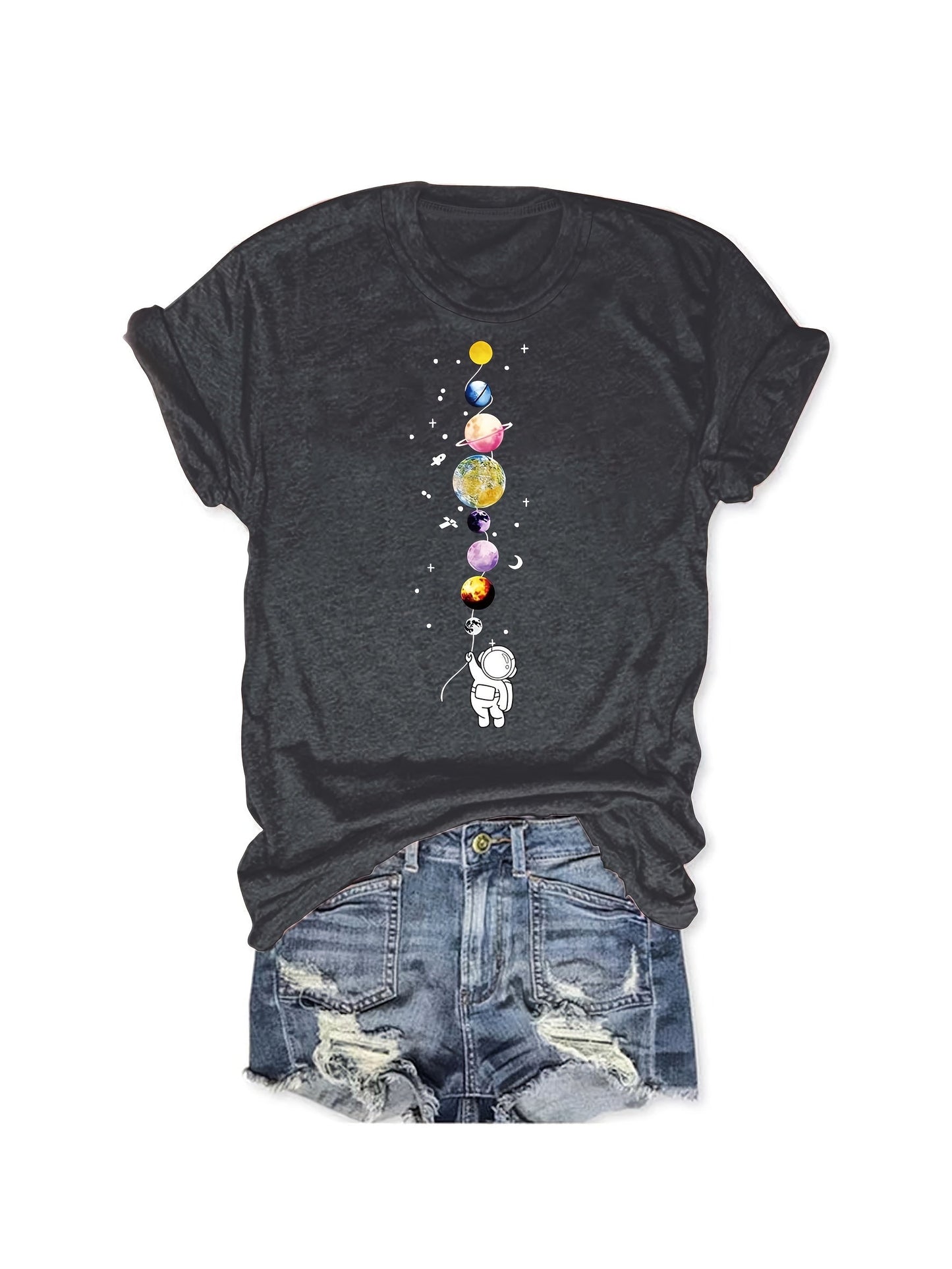 T-shirt donna stile casual con motivo astronauta e pianeti, ispirazione spazio, ideale per appassionate di scienza e moda urbana