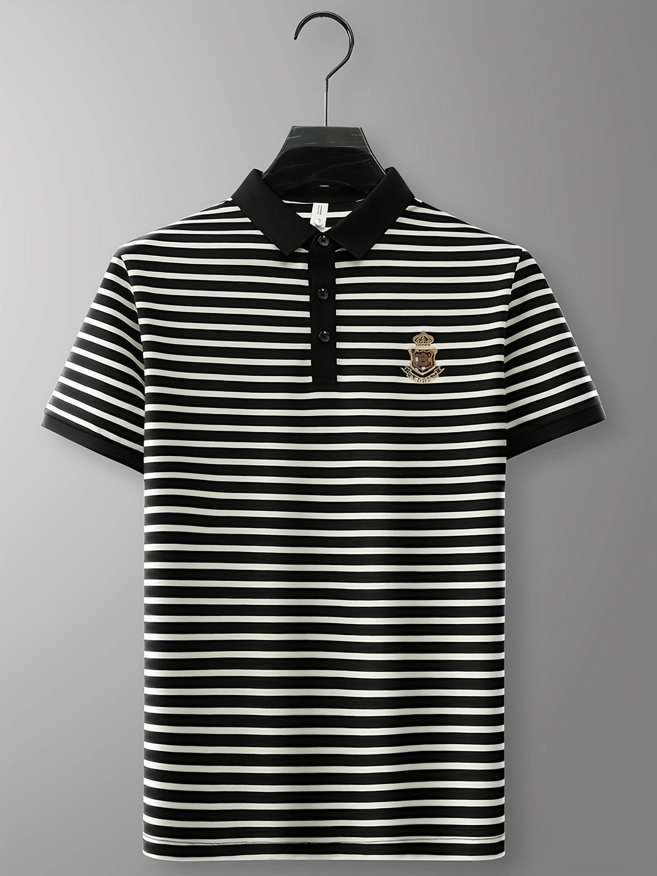Polo homme élégant à rayures style chic et décontracté
