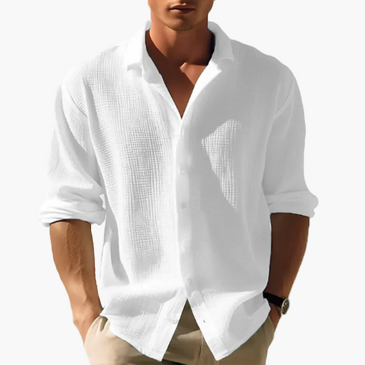 Men's casual long-sleeved shirt in summer style for city outfits and holidays