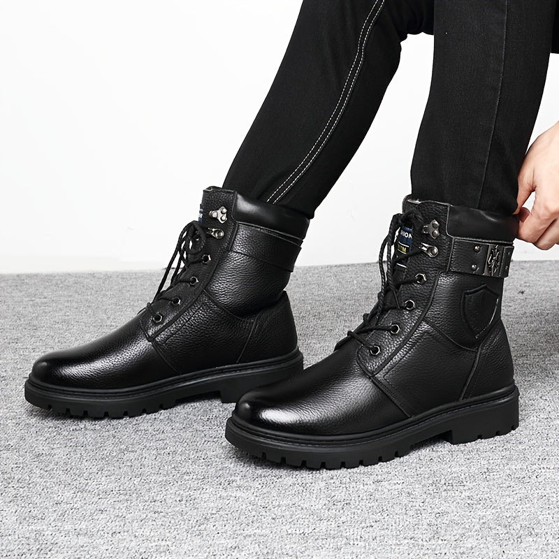 Bottes montantes homme noires à lacets semelle crantée