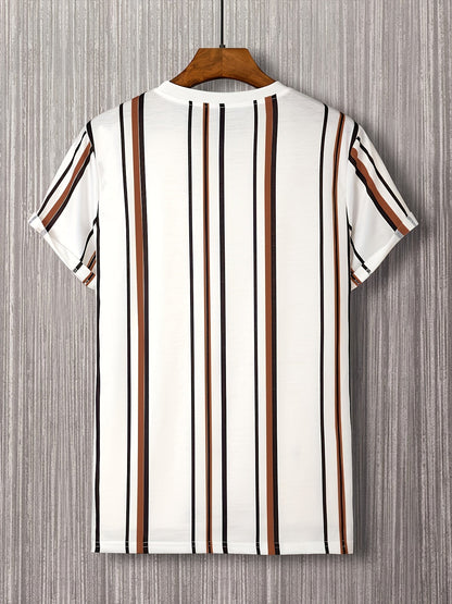 Kurzärmliges Herren-T-Shirt im modernen Stil mit vertikalen Streifen für einen trendigen urbanen Look