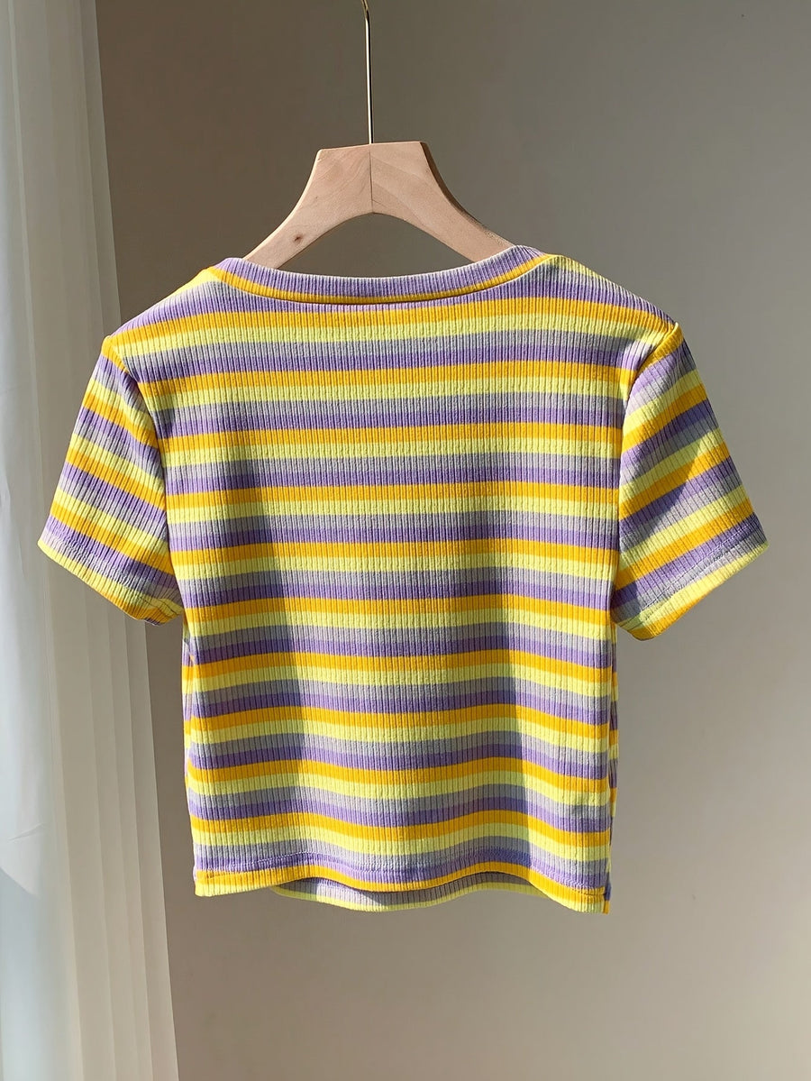 Women's short-sleeve striped T-shirt, casual and trendy style, perfect for summer