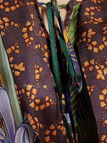 Długa sukienka kimono kaftan damski w stylu orientalnym z artystycznym nadrukiem na wieczór lub wakacje