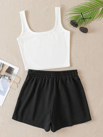 Ensemble Décontracté Femme Style Aventure Montagne – Top Court et Short, Look Sportif et Estival