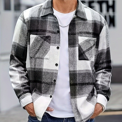 Chemise à carreaux homme coupe décontractée avec poches boutonnées marron clair et blanc