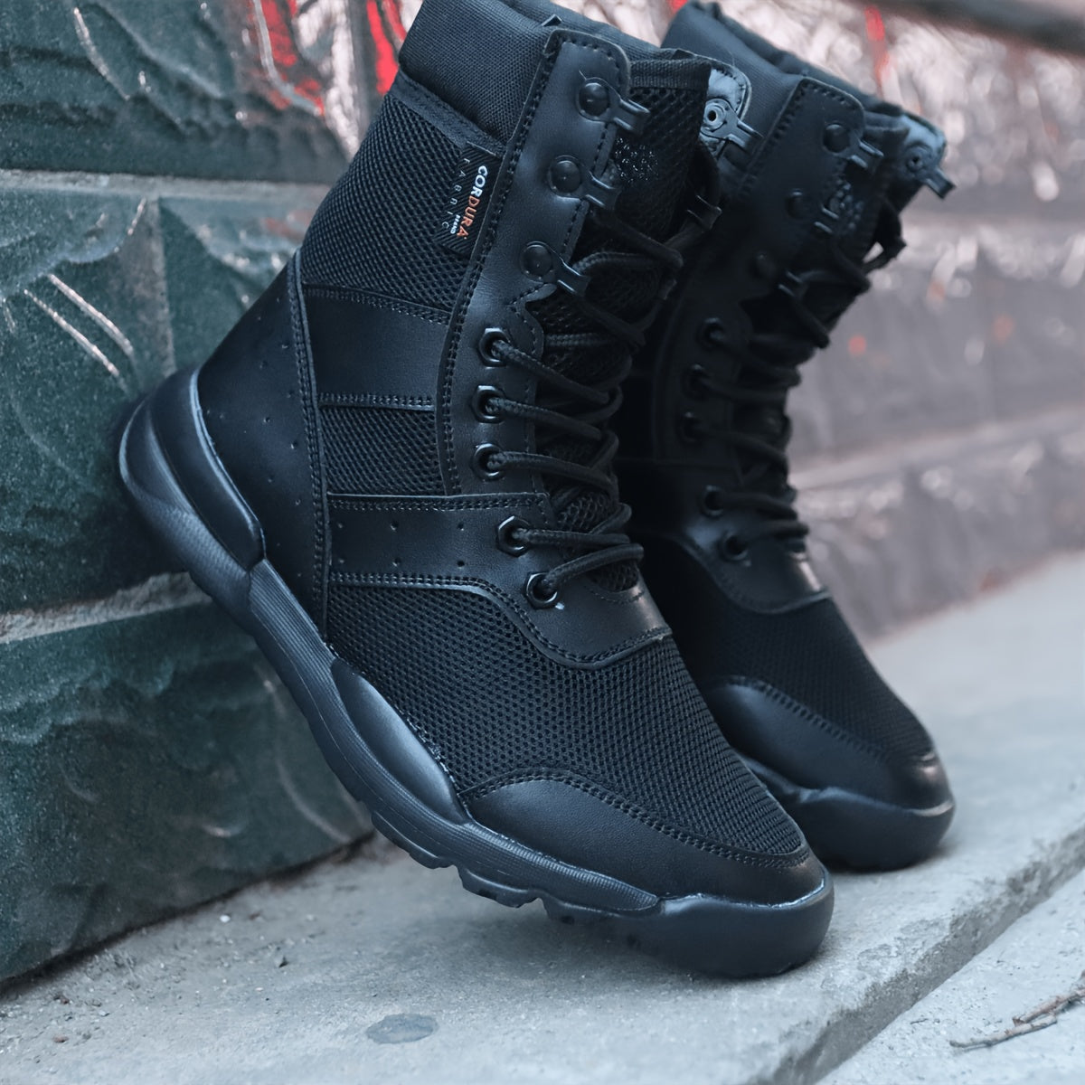 Bottes de combat montantes noires pour hommes Chaussures tactiques respirantes à lacets