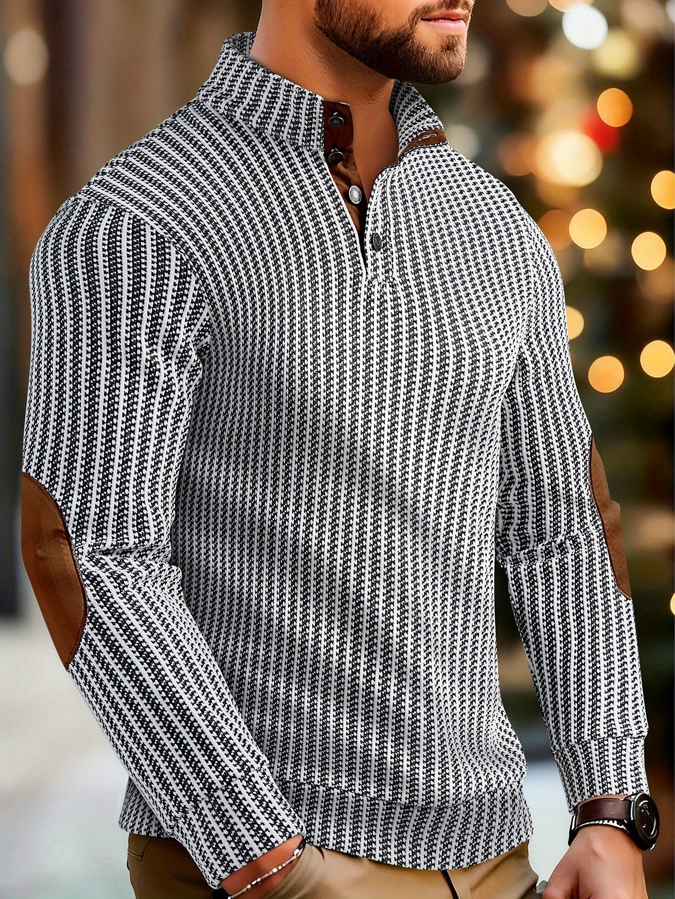 Pull homme à col montant boutonnable, motif tissé et empiècements aux coudes