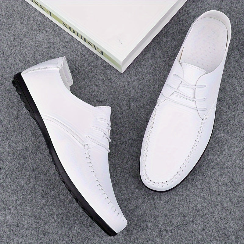 Elegante Mokassins für Herren im lässigen urbanen Stil  