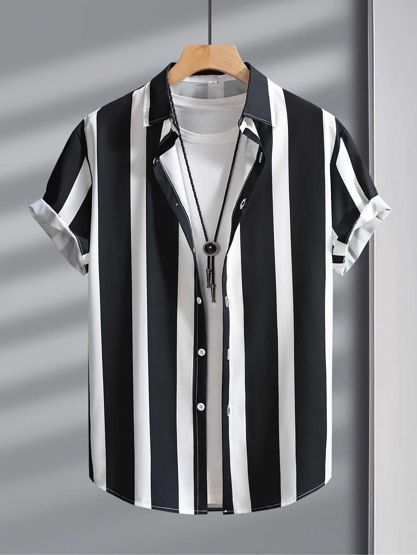 Camisa de Rayas Verticales Estilo Urbano para Hombre - Look Casual y a la Moda