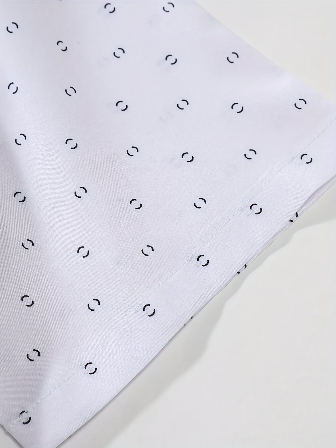Chemise à manches courtes homme style casual imprimé élégant pour bureau ou sorties