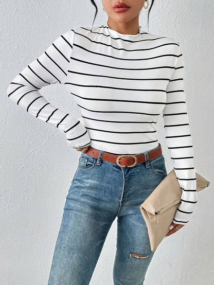 Haut moulant femme col montant rayé noir et blanc à manches longues
