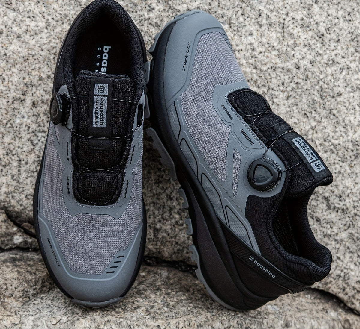 Chaussures de Randonnée Mixtes Noires avec Système de Laçage Rapide et Semelle Crantée