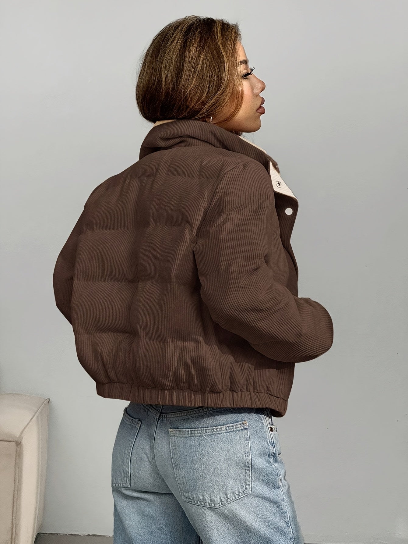 Doudoune courte femme côtelée réversible beige et rose clair avec col montant