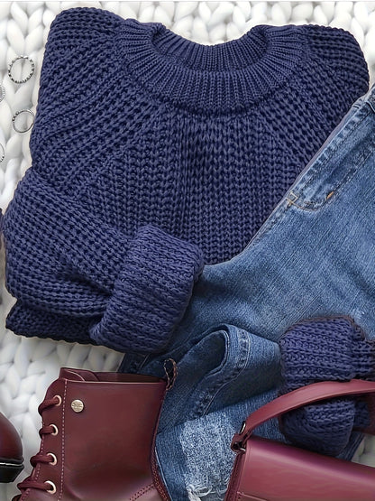 Afslappet damepullover i elegant stil med rund hals til efterår og vinter