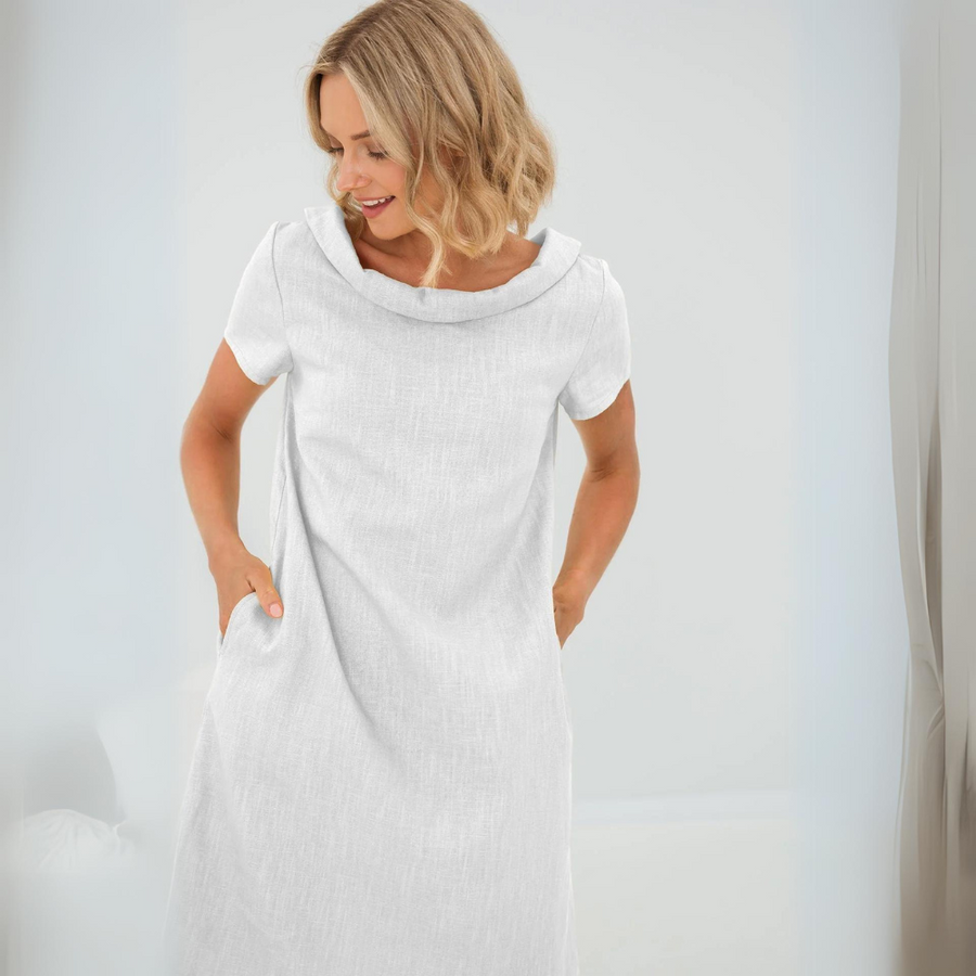Robe courte col bateau manches courtes en tissu doux uni