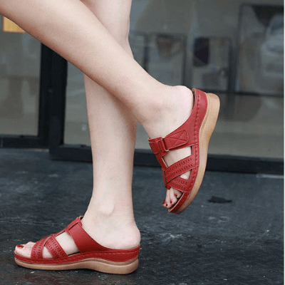 Sandales à enfiler confort compensées pour femmes – Style chic et usage quotidien