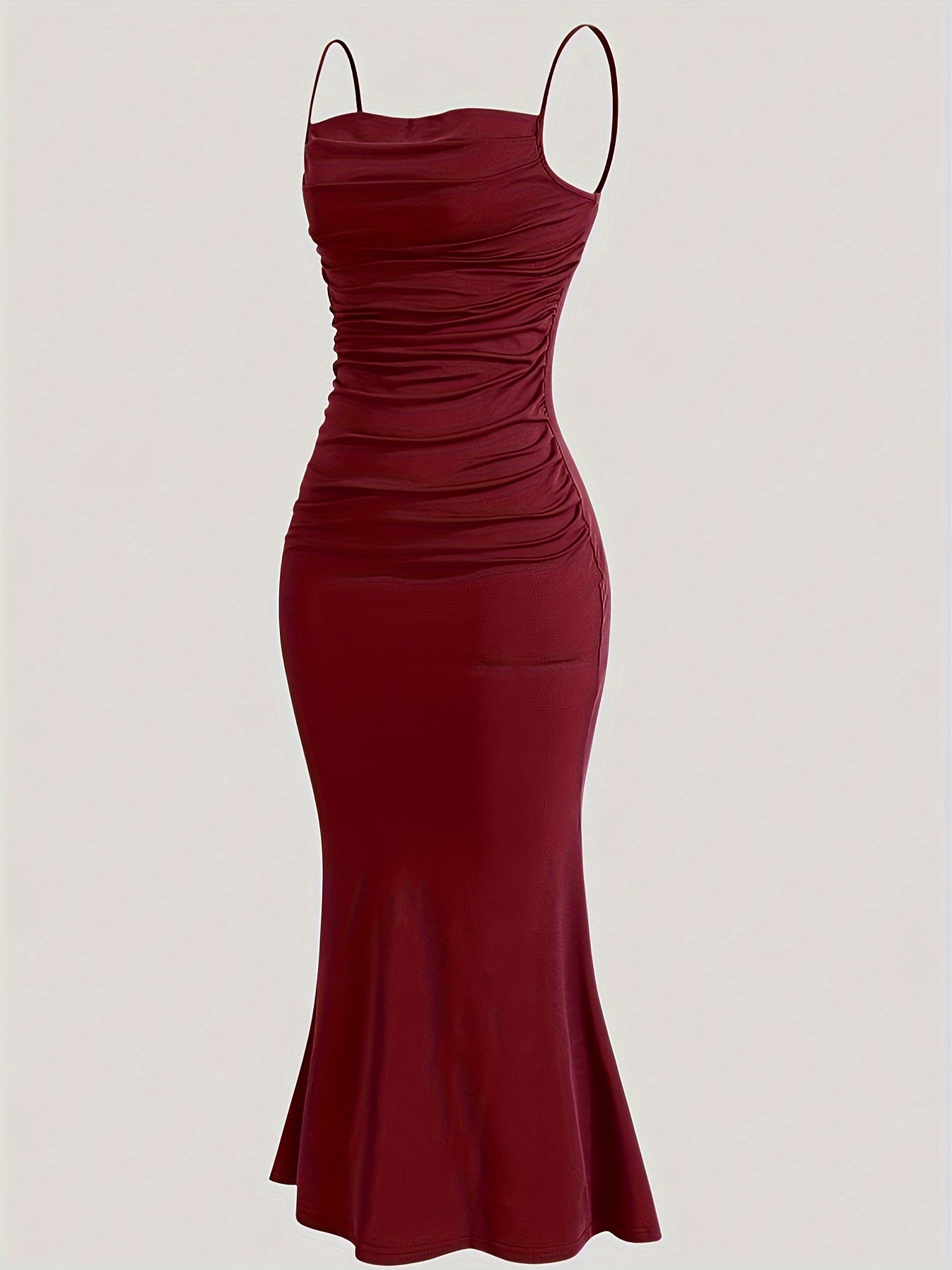 Robe longue de soirée femme à bretelles fines et drapé, silhouette sirène élégante pour événements formels