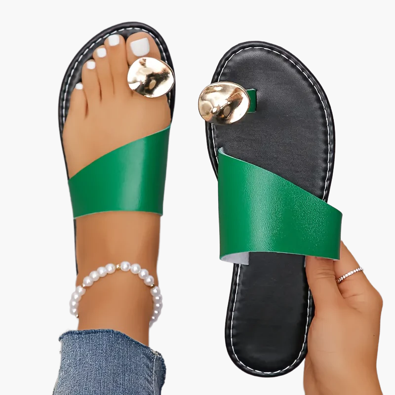 Sandales plates élégantes pour femme à ornement doré style été décontracté