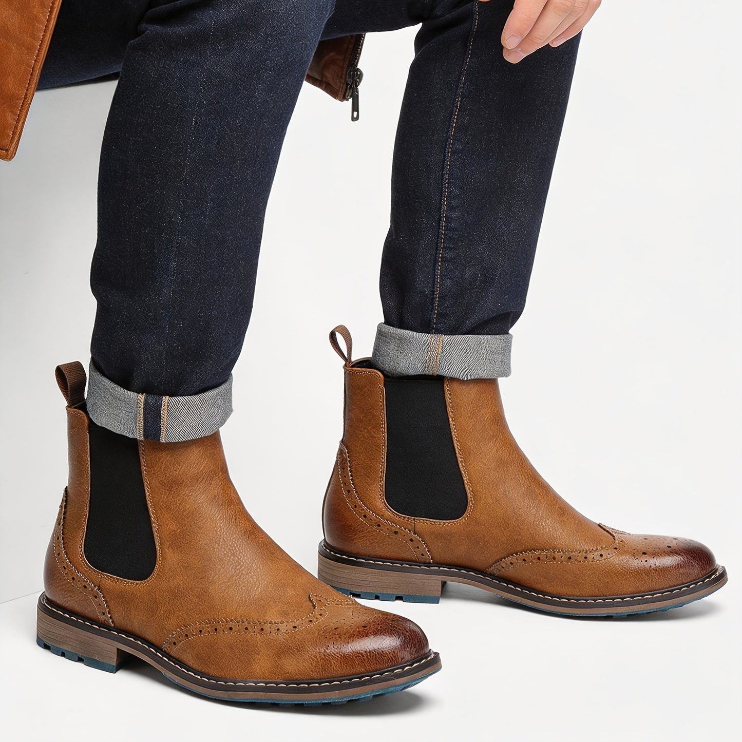 Bottes Chelsea Homme Marron Brogue Détails Perforés Élastiques Latéraux Semelle Bleue