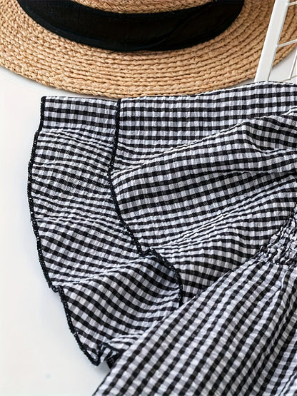 Elegant style feminine polka dot blouse with short sleeves and round neck for summer