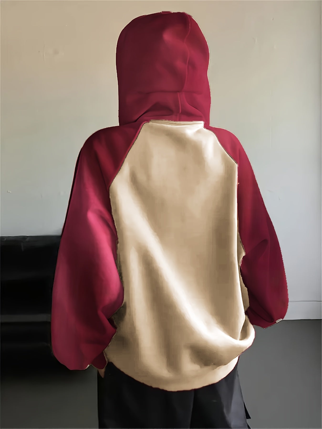 Sweat à Capuche Zippé Bicolore Rouge Bordeaux Crème avec Rayures Sportif