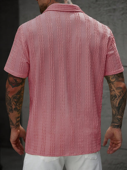 Chemise décontractée à rayures ondulées pour homme – Style estival tendance, idéale pour les sorties et les week-ends