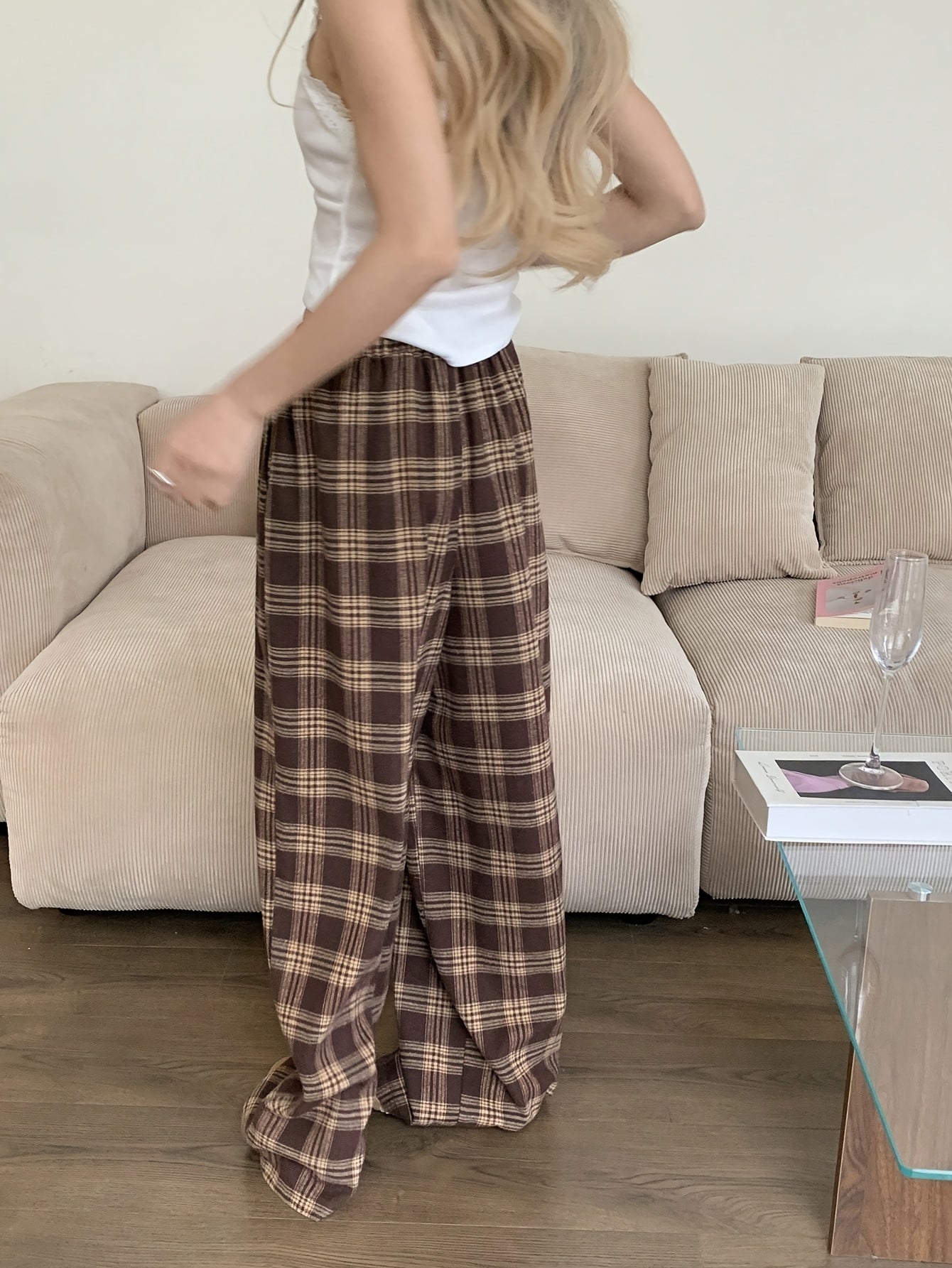 Pantalon de Pyjama Femme Carreaux Marron et Beige Ample avec Cordon