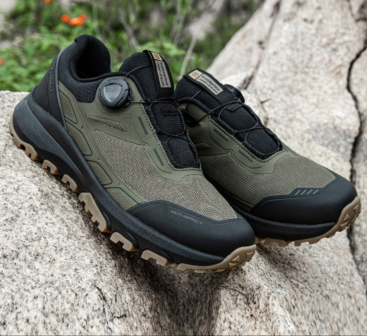 Chaussures de Randonnée Mixtes Noires avec Système de Laçage Rapide et Semelle Crantée