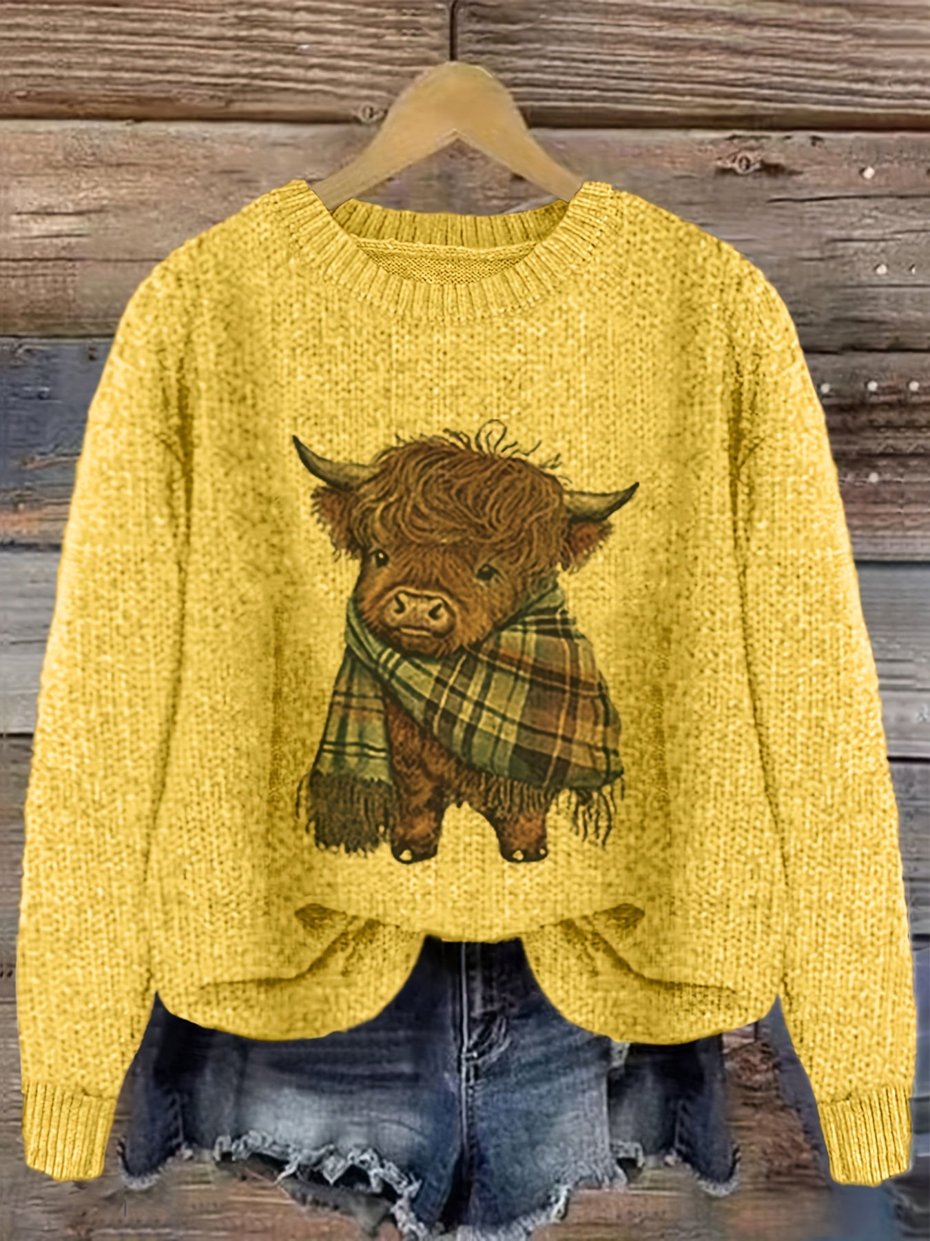 Women's Crew Neck Highland Cow Graphic Pullover Sweater
