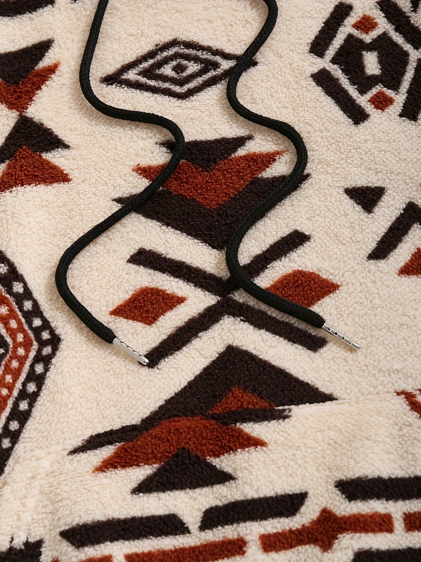 Sweat à Capuche Molletonné Motif Ethnique Beige et Marron avec Poche Kangourou