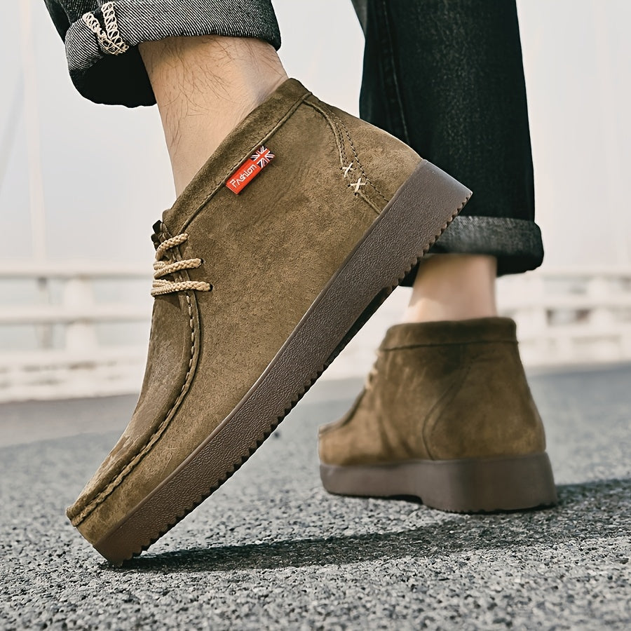 Chaussures montantes homme aspect daim lacets beiges semelle crantée
