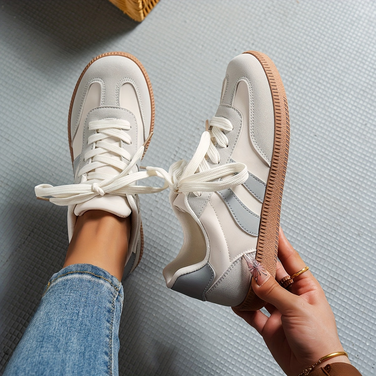 Sneakers casual da donna stile retrò urbano – Scarpe alla moda per tutti i giorni