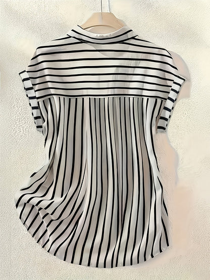 Elegante damesblouse met verticale strepen, casual zomerstijl