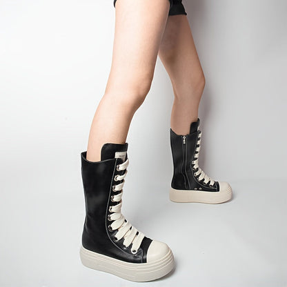 Bottes montantes noires à lacets blancs, style basket, semelle plateforme