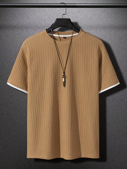 Legeres Herren-T-Shirt mit kurzen Ärmeln, modernem Stil, Rundhalsausschnitt und geprägter Textur