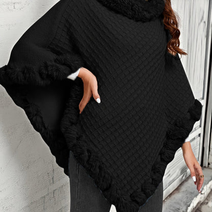 Poncho Femme Tricoté Motif Losanges Gris avec Bordure en Fausse Fourrure