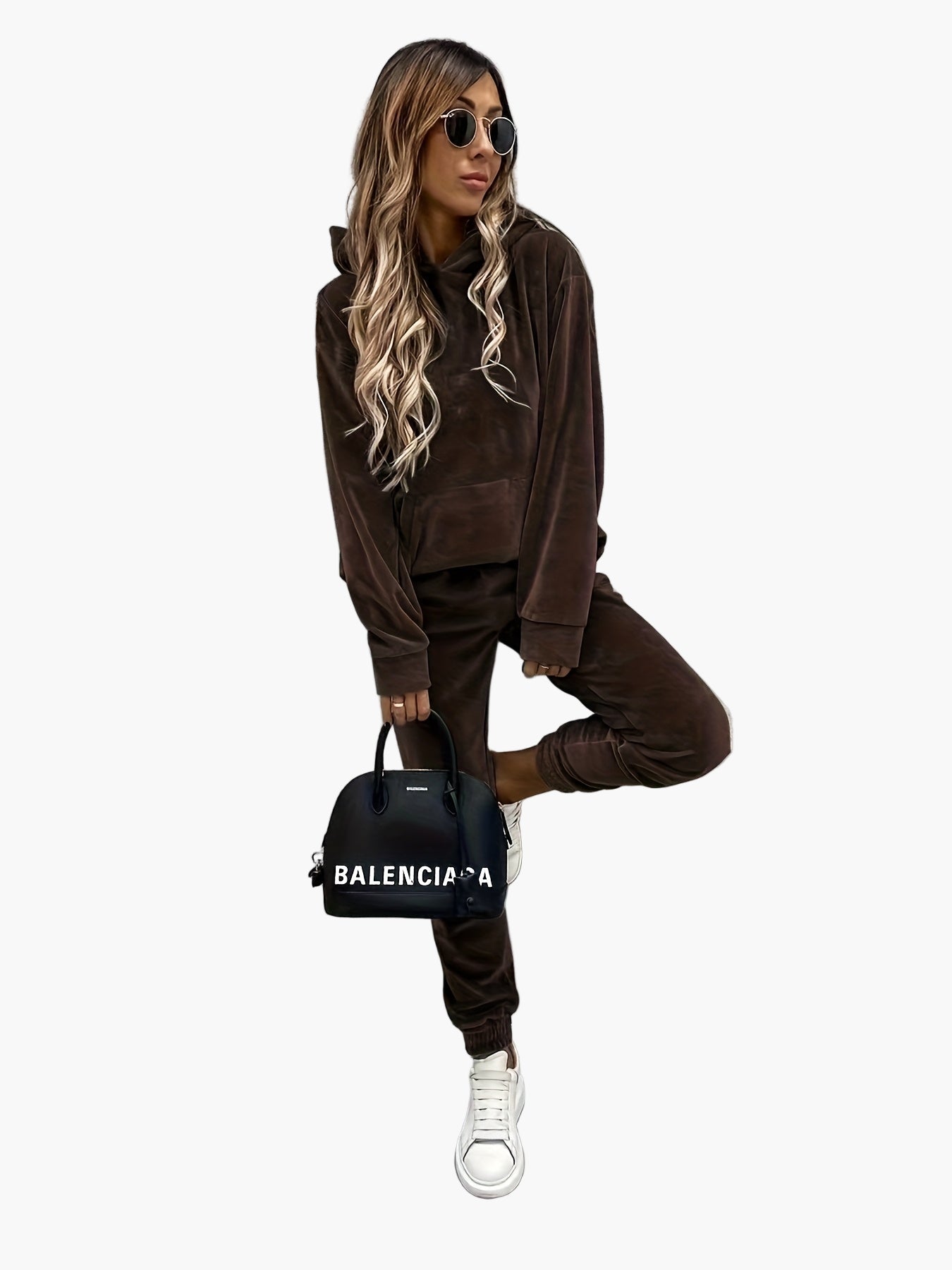 Ensemble de survêtement décontracté pour femme, style urbain chic, idéal pour le quotidien et les loisirs