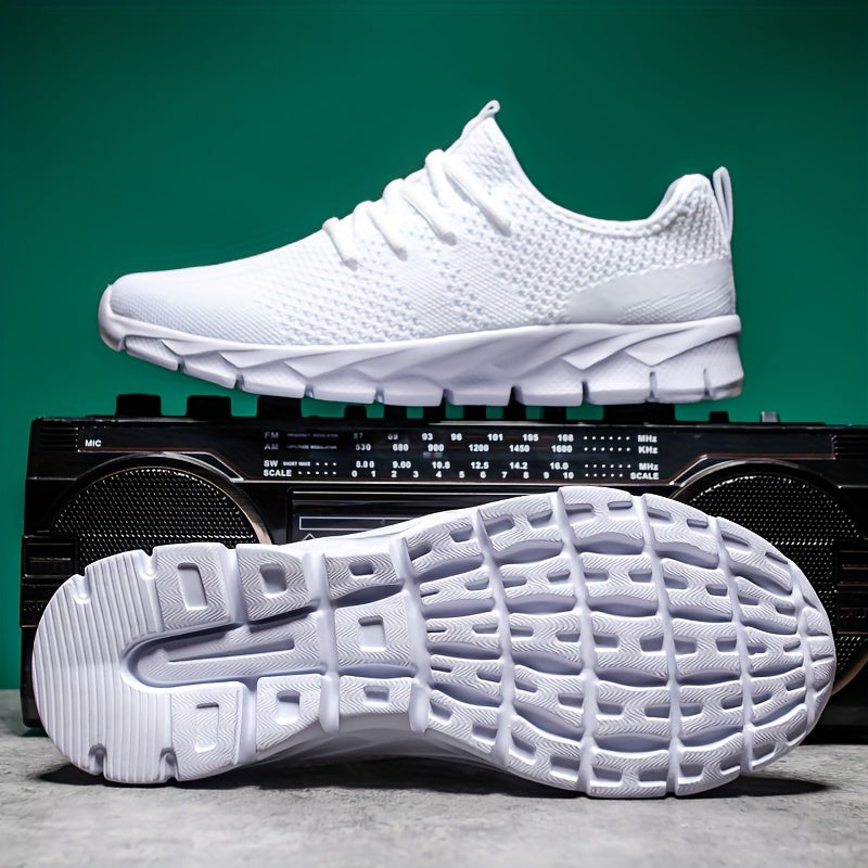 Moderne Sportschuhe für Damen zum Training und für den Alltag