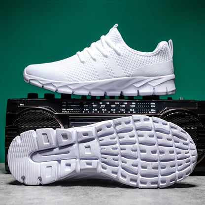Moderne Sportschuhe für Damen zum Training und für den Alltag