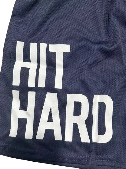 Short de sport homme style basket inscription HIT HARD – Look urbain et performance
