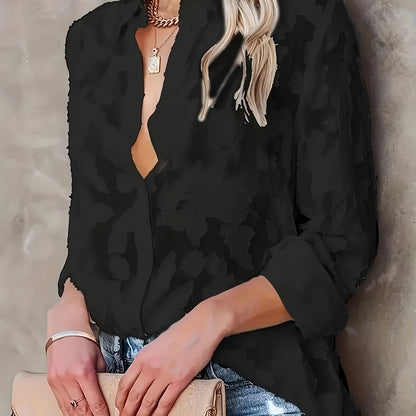 Elegant women's blouse with floral pattern, casual chic style for outings and office