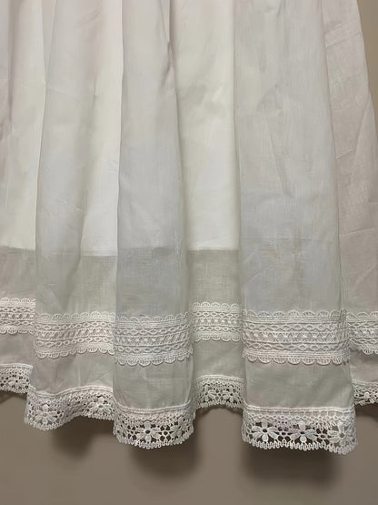 Gonna lunga donna stile bohémien con pizzo, elegante e fluida per l'estate