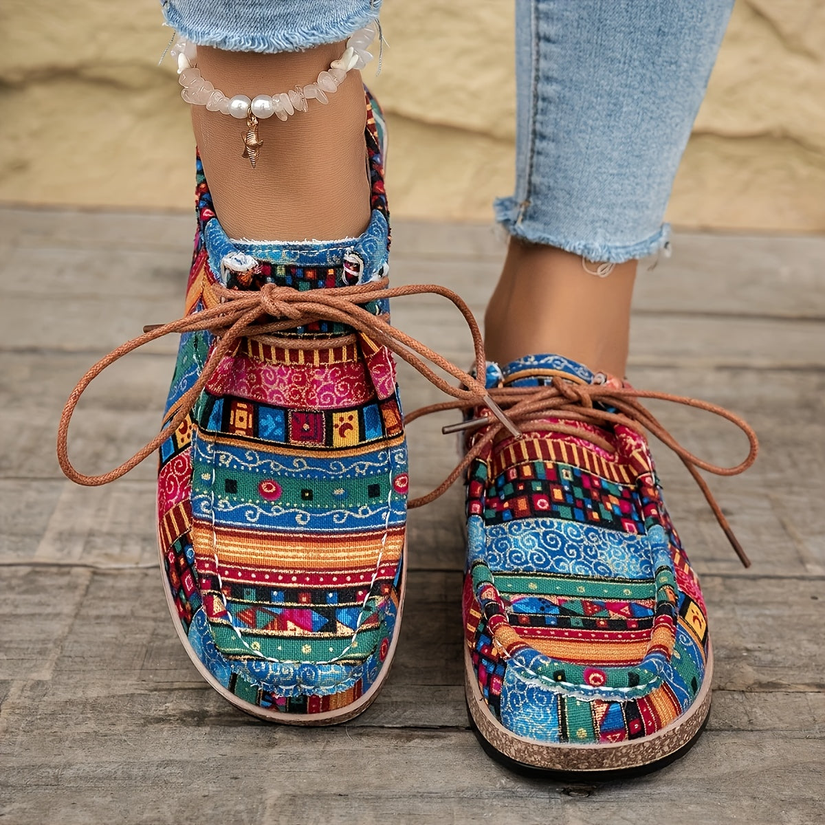 Wygodne damskie buty vintage w stylu mokasynów z etnicznymi wzorami